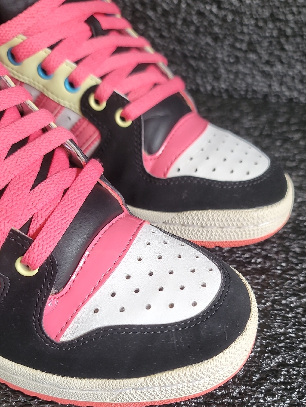 ๐ฅ RARE ๐ฅ Adidas Decades/Hard Court "Oddity" Wmns 8 - Picture 11 of 16
